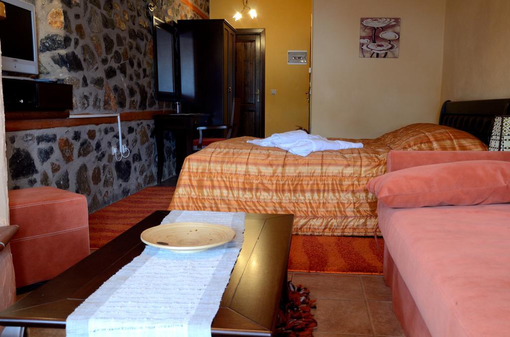 To Spitiko Hotel Agios Athanasios  Quarto foto